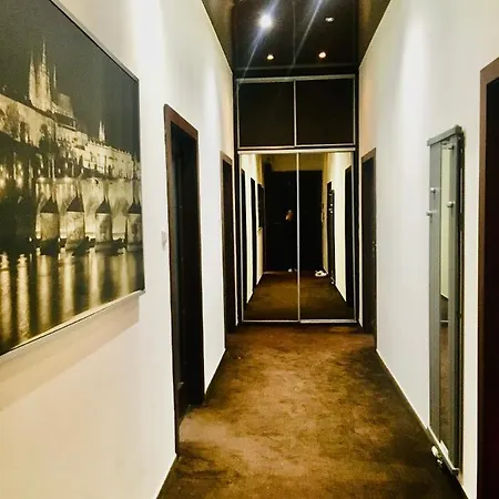 Private In Centre